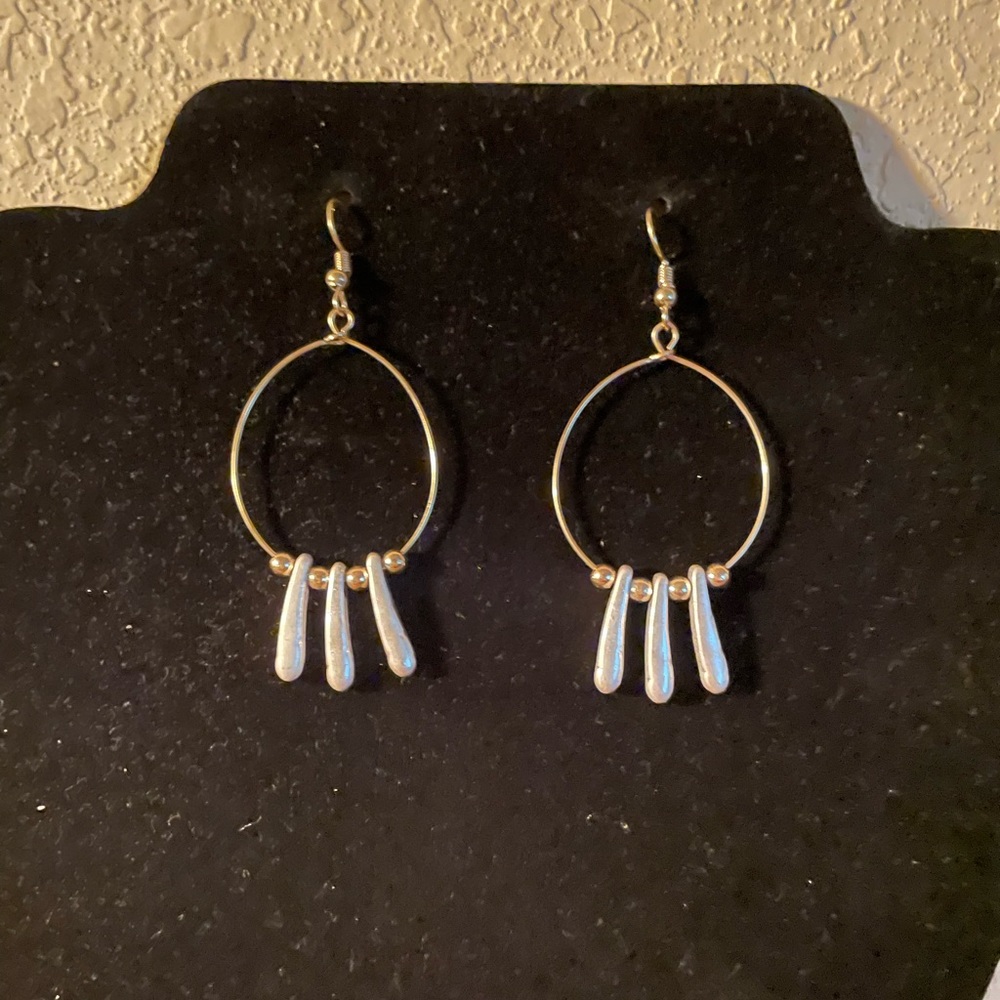 Vintage Plunder “Jade” earrings